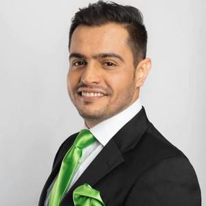 Meet your Posher, Majed